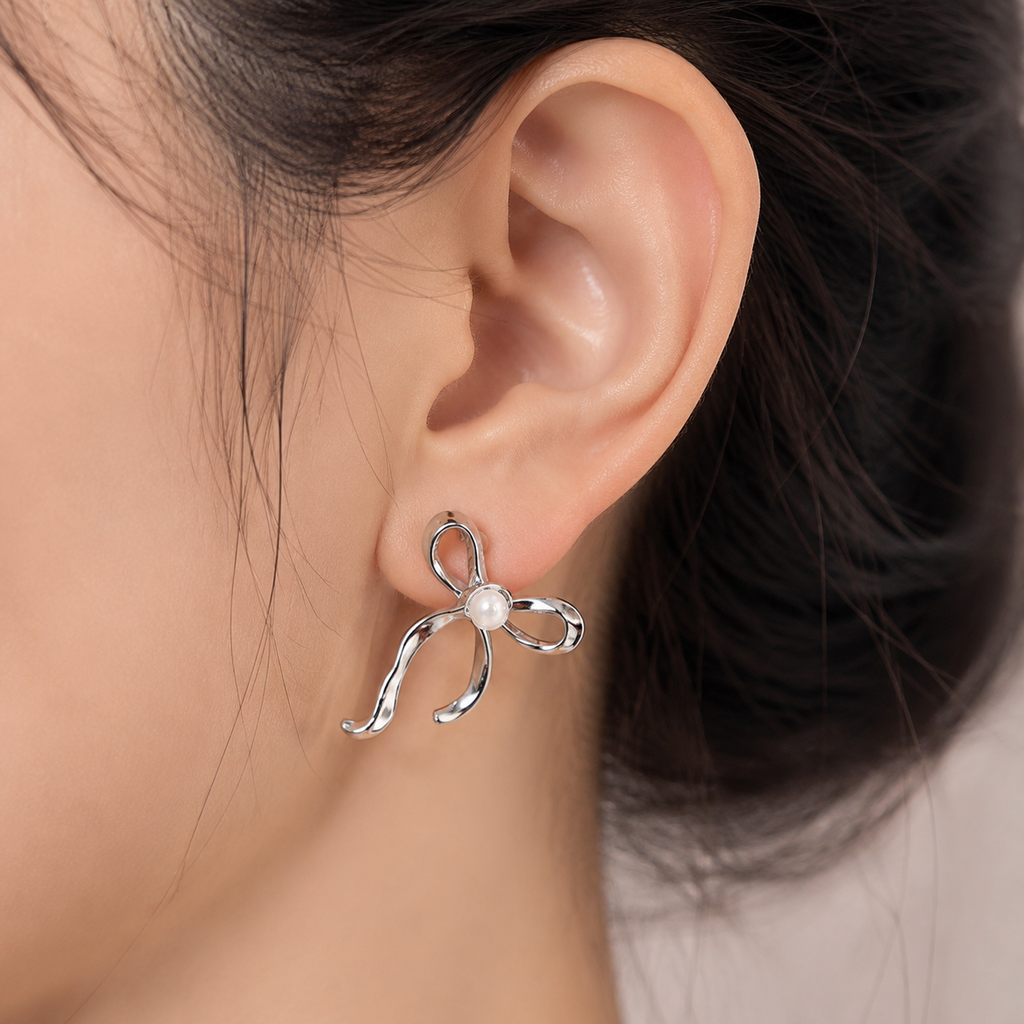 گوشواره پاپیون نقره‌ای